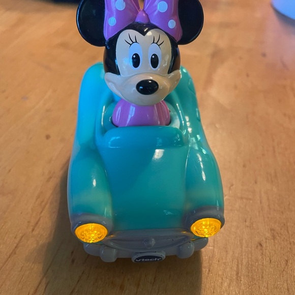 VTech Go!Go! Smart Wheels Disney Minnie Mouse Green & Pink Toy musical car - Picture 3 of 8
